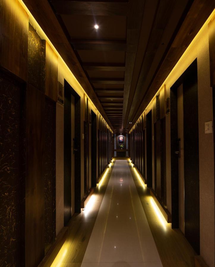 Hotel Monarch International Bangalore Ngoại thất bức ảnh