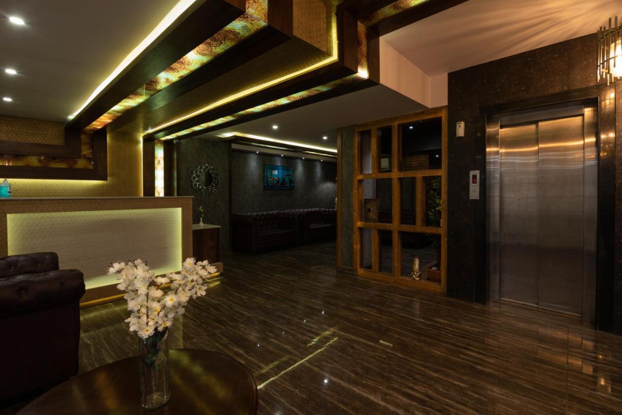 Hotel Monarch International Bangalore Ngoại thất bức ảnh