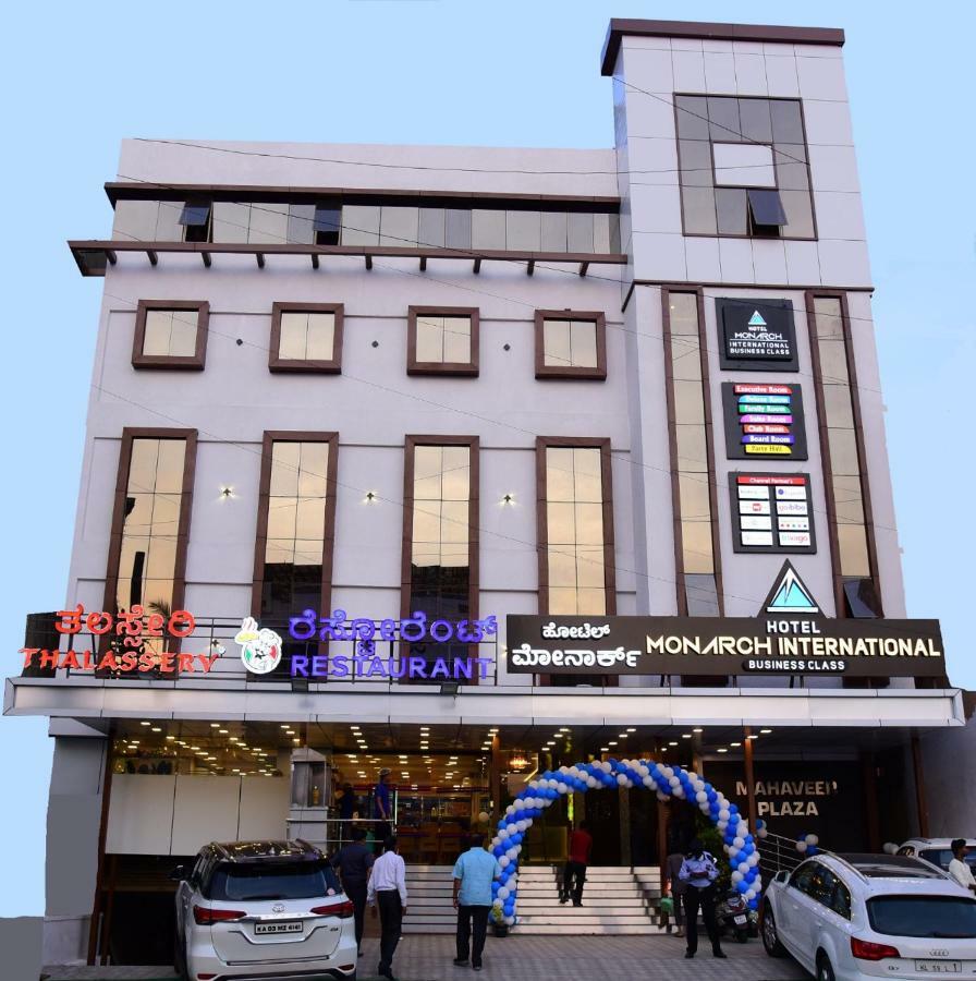 Hotel Monarch International Bangalore Ngoại thất bức ảnh