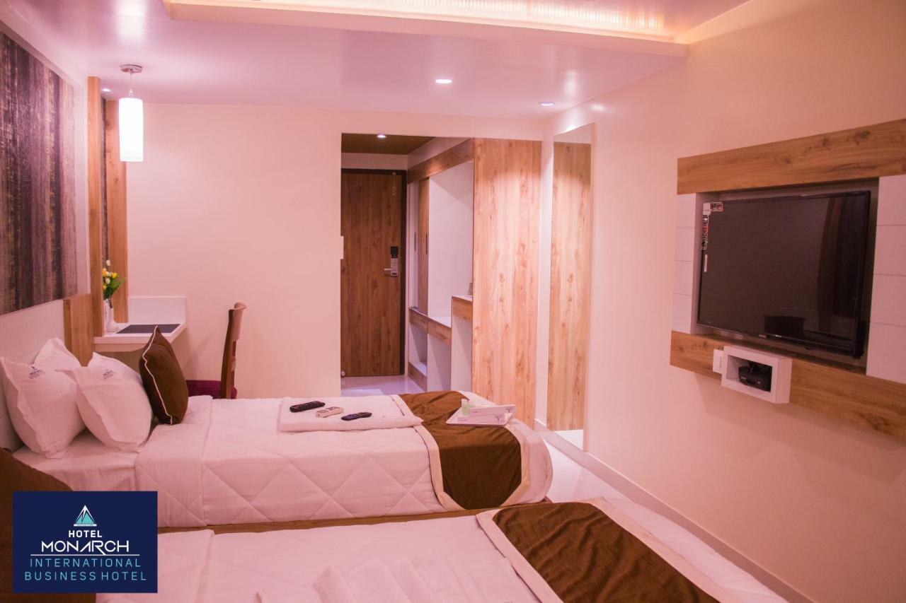 Hotel Monarch International Bangalore Ngoại thất bức ảnh
