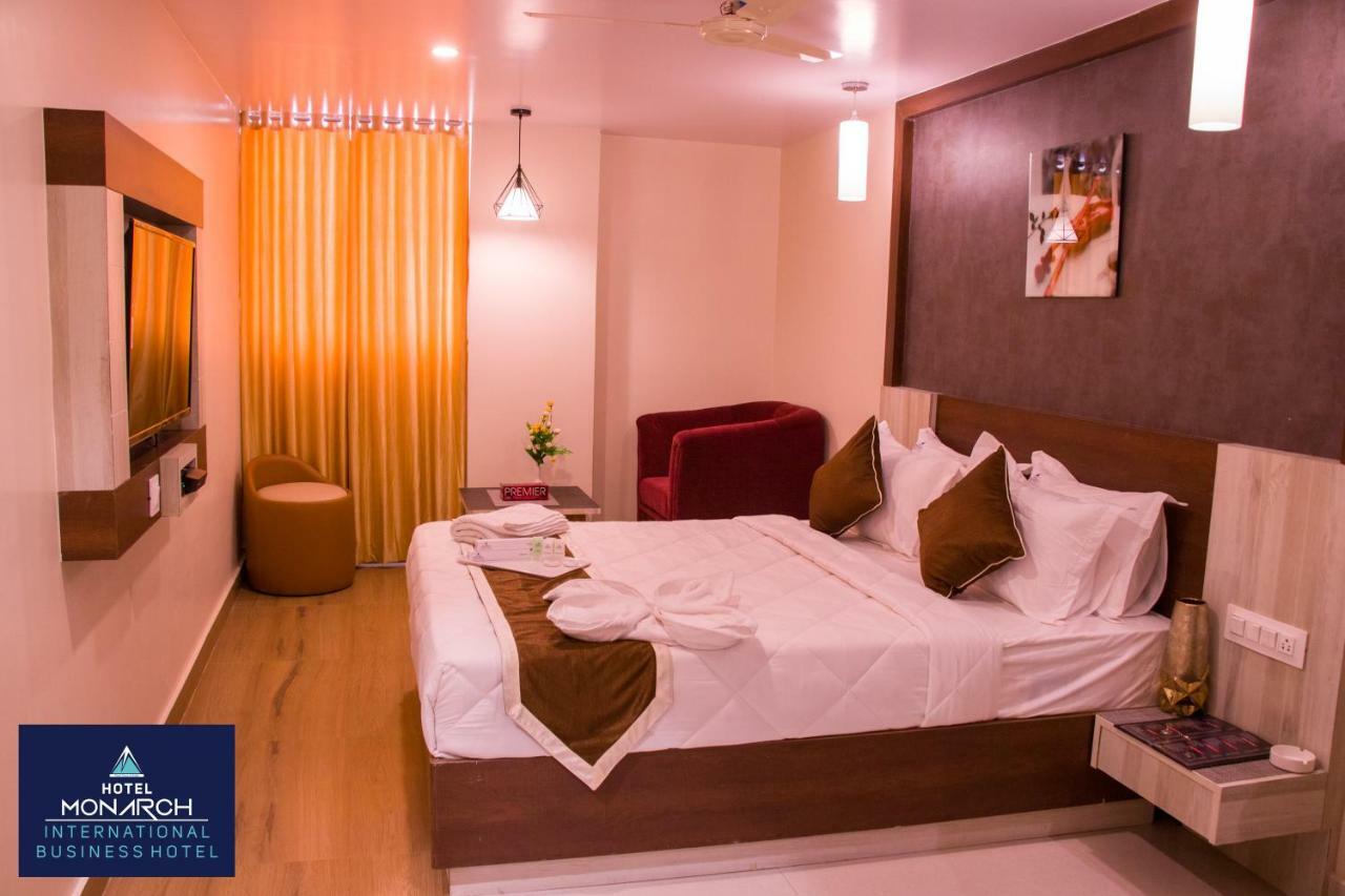 Hotel Monarch International Bangalore Ngoại thất bức ảnh