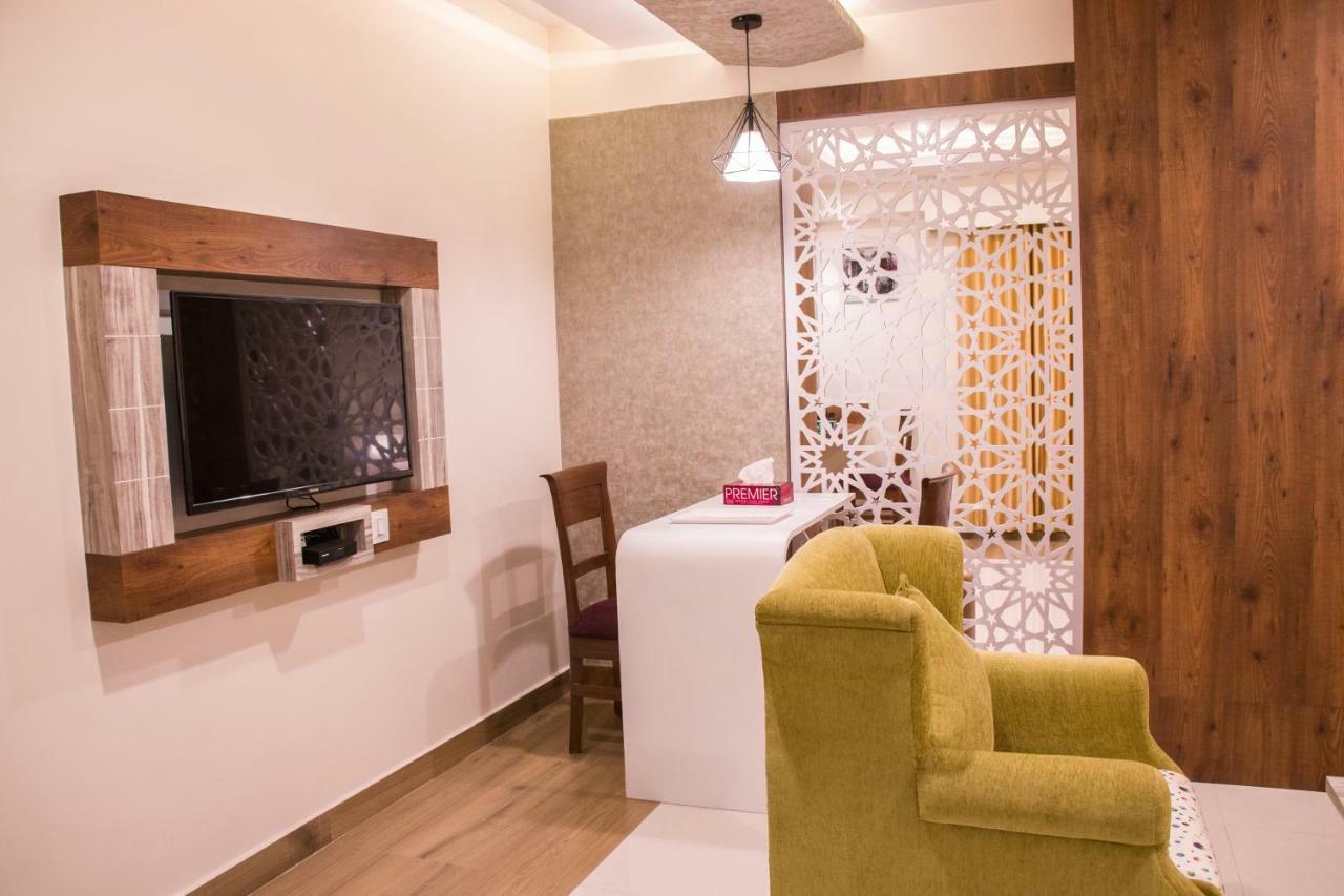 Hotel Monarch International Bangalore Ngoại thất bức ảnh