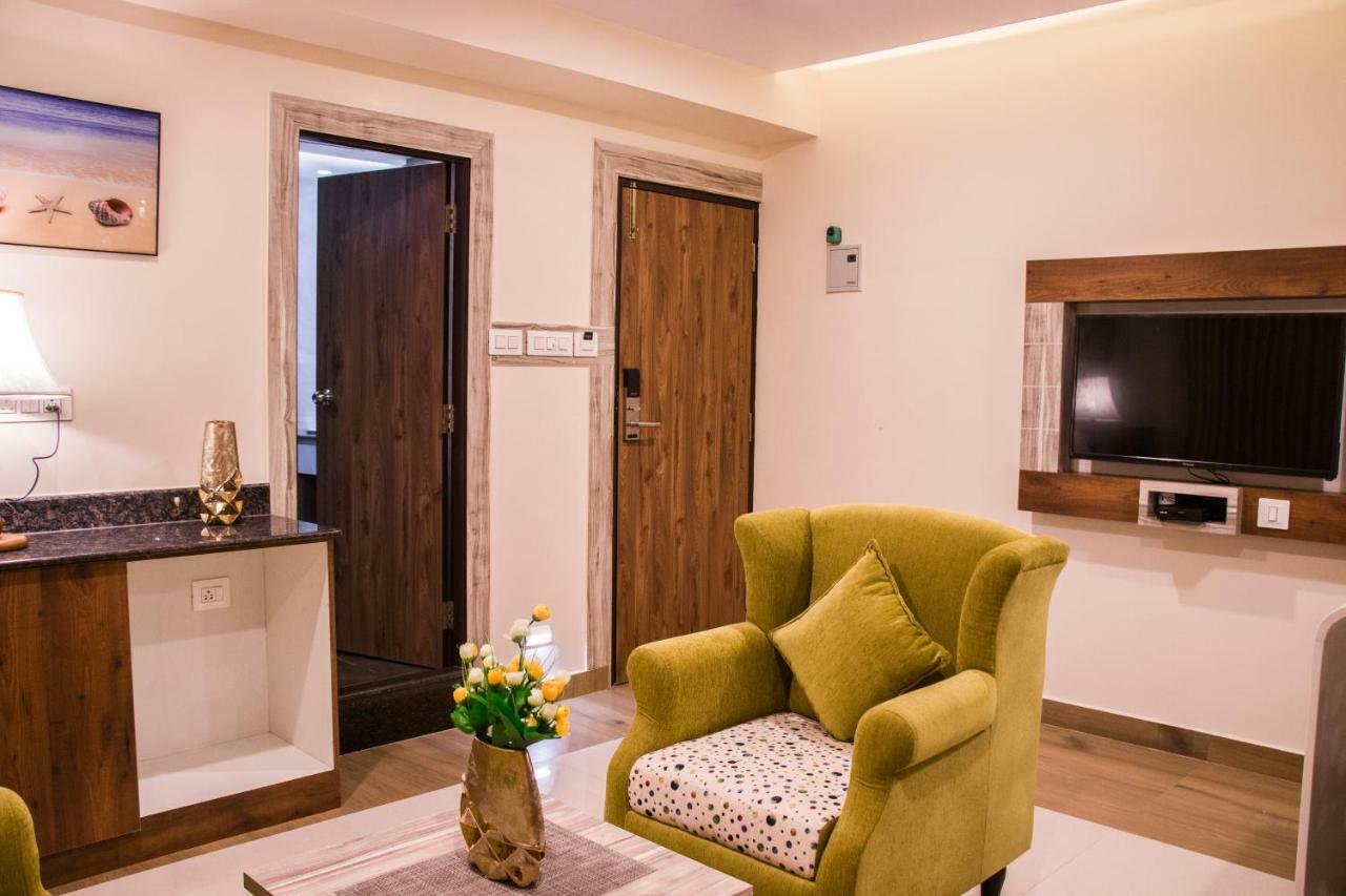 Hotel Monarch International Bangalore Ngoại thất bức ảnh